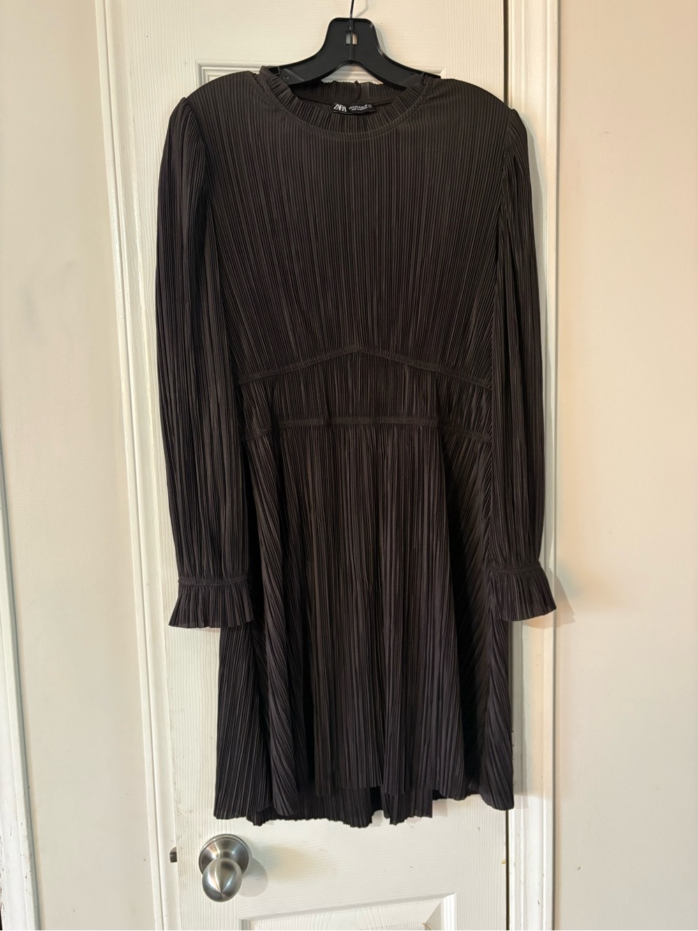 Zara Black Pleated Long-Sleeve Dress